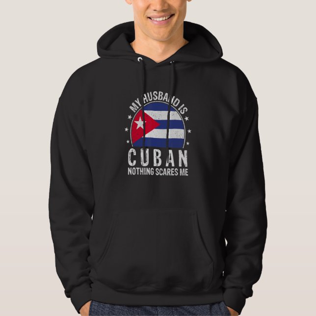 Moletom My Husband Is Cuban Nothing Scares Me Cuban Husban (Frente)