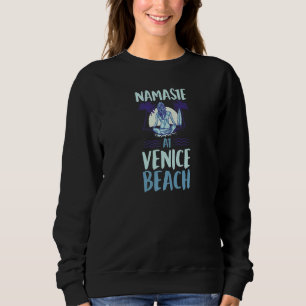 Moletom Namaste na Praia de Venice Ioga Fofo na Praia