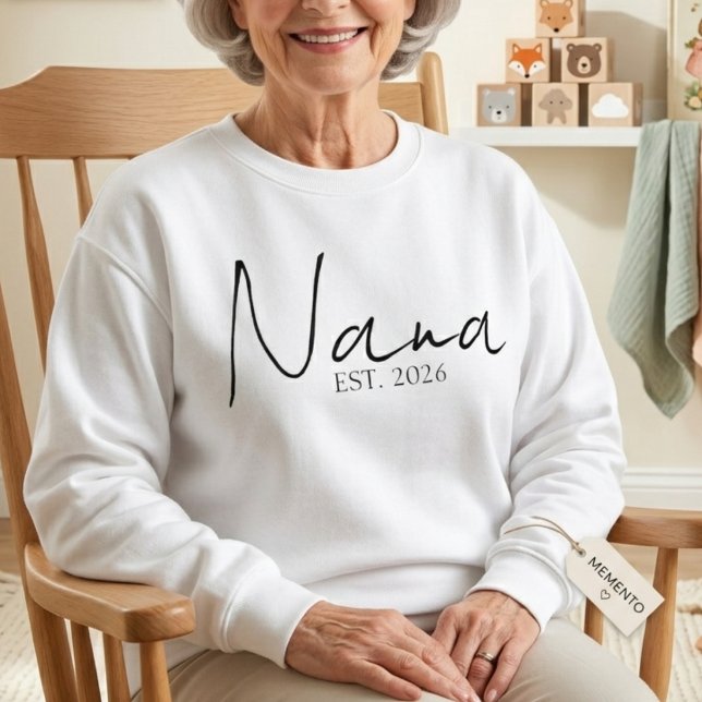 Moletom Nana EST Ano Macio Design Elegante Script (Criador carregado)
