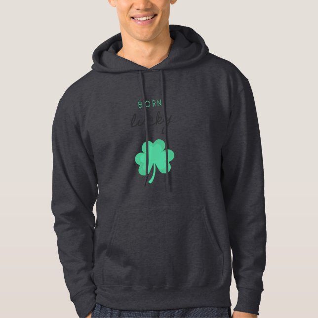 MOLETOM "NASCER SORTUDO" HOODIE. HOODIO (Frente)