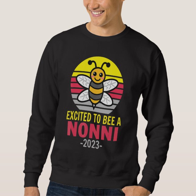 Moletom Nonni 2023   Bee   Grandma   Excited To Be A Nonni (Frente)