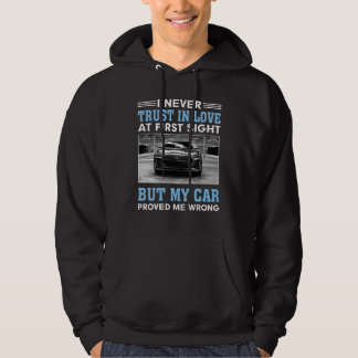 Moletom Nunca confio no amor à primeira vista, mas meu car
