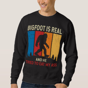 Moletom Pé Grande é Real Ele Tentou Comer Funny Sasquatch