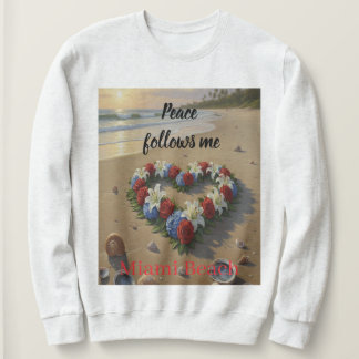 Moletom Peace Follows Me Beautiful Beach Floral T-Shirt