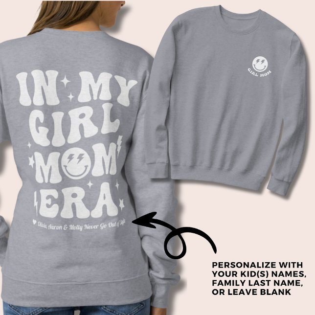 Moletom Personalizada Na Minha Menina, Mãe Era, Cinza De C (Personalized In My Girl Mom Era Sweatshirt Gray)