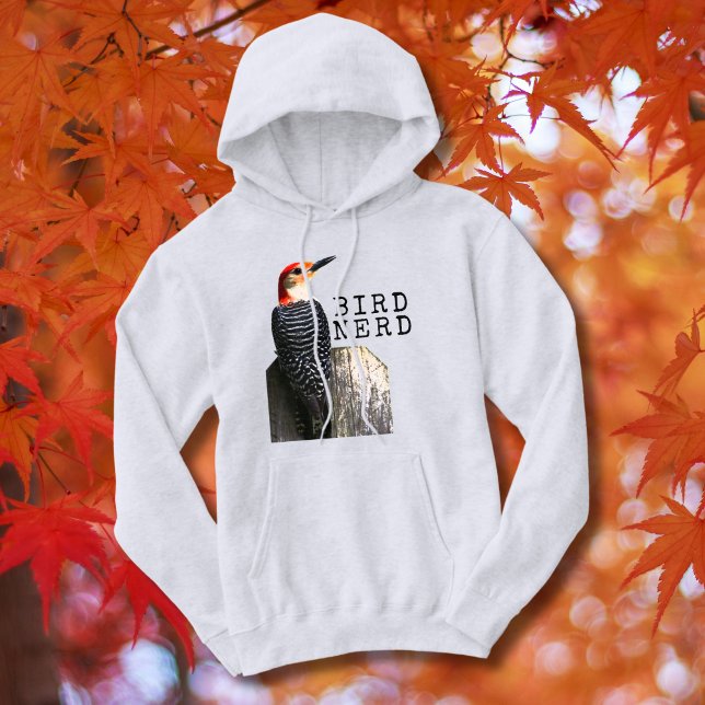 Moletom Pica-pau Nerd (This Bird Nerd hoodie is great for chilly mornings or evenings when you're out bird watching.)