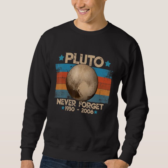 Moletom Pluto Never Forget  Retro Space Science 1 (Frente)