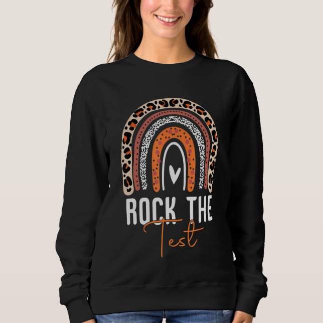 Moletom Rock The Test Day Teacher Testing Day Rainbow (Frente)