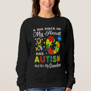 Moletom Um grande pedaço do meu coração tem autismo e ele