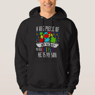Moletom Um Grande Pedaço Do Meu Coração Tem Autismo Ele É