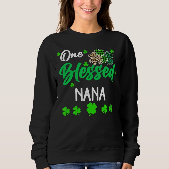 Moletom Uma Abençoada Rua Nana Clover. (Frente)