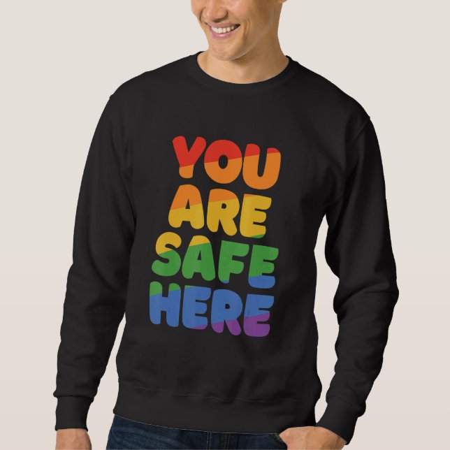 Moletom You Are Safe With Me Rainbow Pride Lgbtq Gay Trans (Frente)