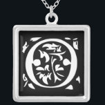 Momograma Colar Prata<br><div class="desc">Colares de Manutenção Escolha Término Dourado Prateado Prateado ou Personalizado Personalizado Único Silver Silver Silver!Colares de Festas de casamento de Presença de Natal - para alterar a cor de fundo - clique em personalizar - clique em editar - escolha a última ferramenta no menu suspenso e escolha entre uma das...</div>