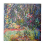 Monet Water Lily Pond<br><div class="desc">Azulejo com a pintura a óleo de Claude Monet Canto de Água Lily Pond (1918). Lírios de água a derivar numa lagoa dentro de uma paisagem serena. Um presente de excelente para fãs do impressionismo e da arte francesa.</div>