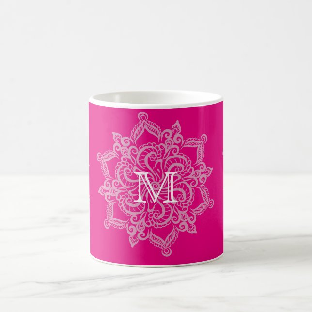 Monograma chique da mandala do rosa quente caneca (Centro)
