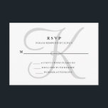 Monograma Clássico Moderno em RSVP de Cinzas<br><div class="desc">Estas cartas de RSVP de casamento de na moda exibem seu monograma em texto grande e moderno colorido em cinzas suaves em um fundo branco. Uma simples e elegante busca pelo seu casamento moderno.</div>