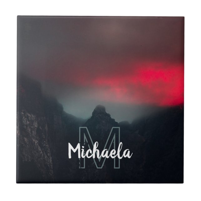 Monograma de nuvens, neblina e montanhas (Frente)