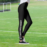 Monograma do Nome da Equipe de Leggings de Hóquei<br><div class="desc">Leggings personalizadas incríveis para você ou para toda a sua equipe de hóquei. O nome da sua equipe subiu as pernas e o seu monograma, nome ou número está posicionado logo acima do tornozelo e abaixo de bastões de hóquei de campo cruzados e uma bola. Você pode alterar a cor...</div>