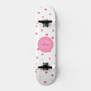 Monograma e nome do skate de Hearts Girl