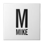 Monograma e Nome Personalizados Modernos<br><div class="desc">Design de monograma preto e branco moderno com monograma personalizado e nome no estilo de fonte sans ousado moderno. Perfeito como acessórios modernos e minimalistas de decoração doméstica,  presente de inauguração de casa,  presente de reagrupamento familiar e presente para qualquer ocasião especial.</div>