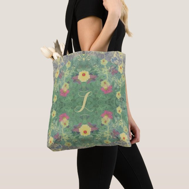 Monograma La Boca Wildflower Symmetry Tote Bag (Close Up)