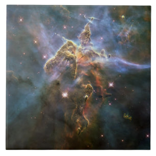Montanha Mística na Nebulosa Carina Hubble Space