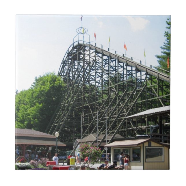 Montanha russa de Phoenix em Knoebels (Frente)