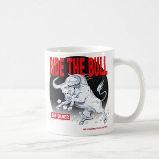 Monte a CANECA de prata de Bull