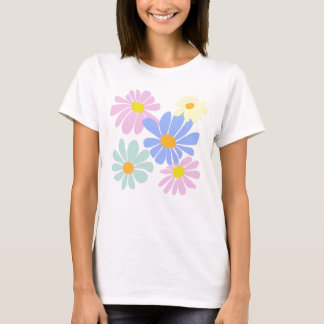 monte de margaridas brilhantes em camiseta branca