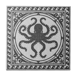 Mosaico preto e branco romano antigo com polvo