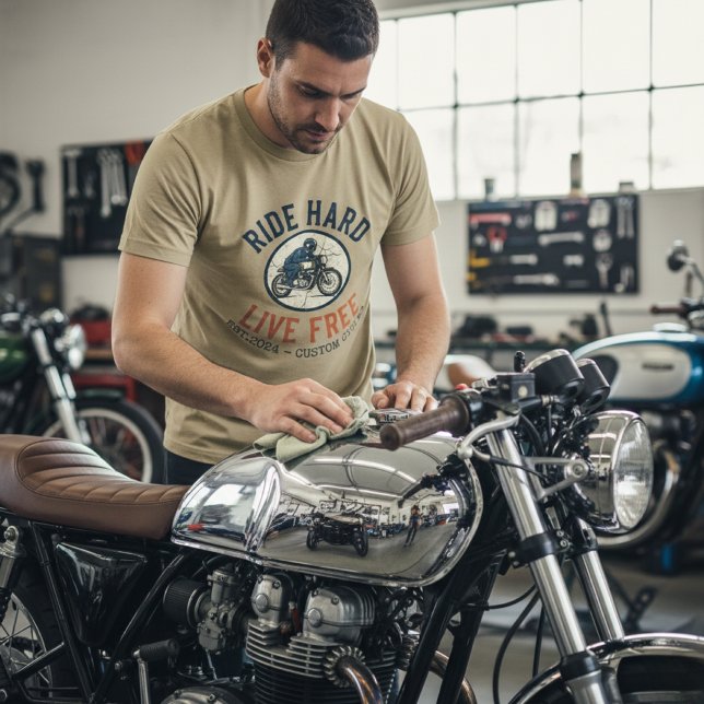 Moto Custom "Ride Hard Live Free" Vintage (Criador carregado)