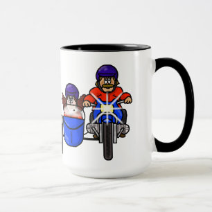 Motocicleta do homem e da mulher com a caneca do