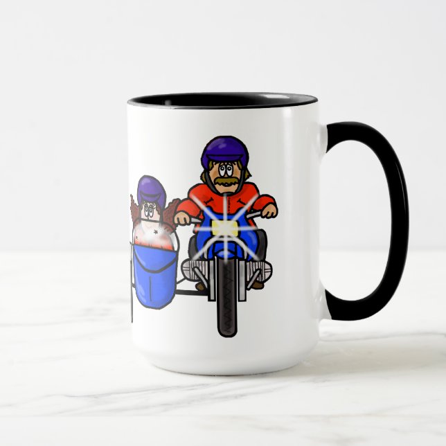 Motocicleta do homem e da mulher com a caneca do (Direita)