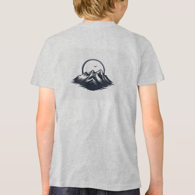 Mountain graphic t-shirt, perfect for nature lover (Verso)