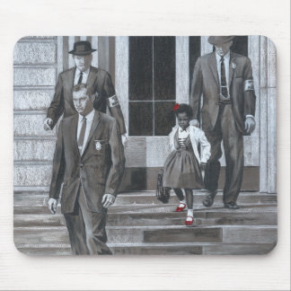 Mouse Pad 5 com Rachel Dolezal Art