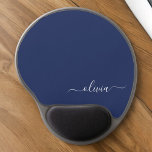 Mouse Pad De Gel Monograma marinho Azul e Branco Moderno<br><div class="desc">Apresentando nossa Coleção de Monogramas Modernos Azul e Branco: Eleve sua decoração caseira com nossa sofisticada coleção com um esquema de cores azul e branco do marinho contemporâneo. Cada peça é trabalhada meticulosamente para exudir elegância e estilo, perfeito para adicionar um toque de talento moderno a qualquer sala. Quer você...</div>