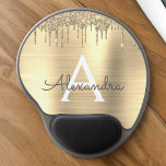 Mouse Pad De Gel Nome do Monograma Dourado Glitter Brugado Metal<br><div class="desc">Folha Dourada, Folha Metálica, Brilhante, com massa monográfica escovada, Nome do Monograma Metálico e Pasta Inicial (Pad do Rato). Isto faz o doce e perfeito aniversário de 16 anos, casamento, chá de panela, aniversário, chá de fraldas ou festa de solteira presente para alguém que ama luxo de luxo e estilos...</div>