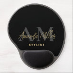 Mouse Pad De Gel Personalizado Com Nome Dourado Monograma Moderno P<br><div class="desc">Apresentação do Pad do Mouse Gel Monograma Dourado Preto Personalizado com Nome - um acessório sofisticado e prático que adiciona um toque de elegância a qualquer espaço de trabalho. Este mouse pad personalizado com descanso de pulso não é apenas um presente pensativo para um chefe ou colega de trabalho, mas...</div>