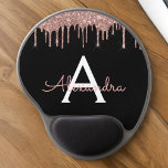 Mouse Pad De Gel Rosa Dourado - Nome do Monograma preto brilhante<br><div class="desc">Rosa Dourado - Nome do monograma da brilha brilhante preto e rosa-pincelada e preto e Mousepad inicial (Pad do mouse). Isto faz o doce e perfeito aniversário de 16 anos, casamento, chá de panela, aniversário, chá de fraldas ou festa de solteira presente para alguém que ama luxo de luxo e...</div>