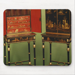 Mousepad 32: Dois armários do Chinoiserie, c.1770