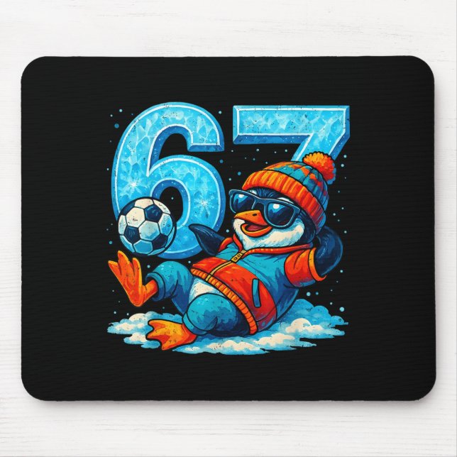 Mousepad 67 Penguin Soccer Funny Winter Meme Gift  (Frente)