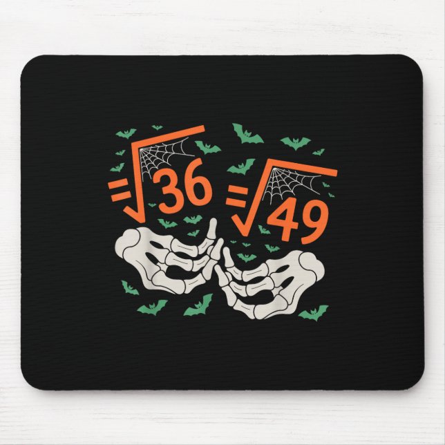 Mousepad 6 7 Halloween Math Square Root 67 Meme Gen Alpha S (Frente)