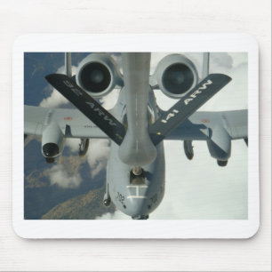 Mousepad A-10 que está sendo reabastecido por KC-135