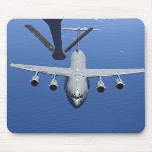 Mousepad A.A. - 17 Globemaster III aproximam o crescimento