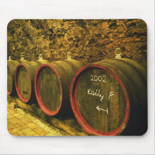 Mousepad A adega Kiralyudvar: Barris com vinho Tokaj