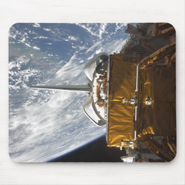 Mousepad A baía de carga da Space Shuttle Atlantis recuou (Frente)