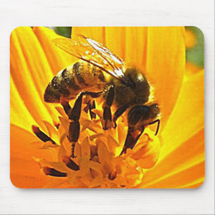 Mousepad Abelha em uma flor