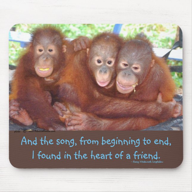 Mousepad Abraço doce três do amigo uma multidão (Frente)