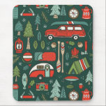 Mousepad Acampamento de Natal Russo<br><div class="desc">Uma design de Natal divertida e festiva com ilustrações bonitinhas de acampamento e vida no lago. As cores incluem as tradicionais cores de Natal de verde, vermelho e branco, bem como o verde-escuro e o verde-menta. Um presente de excelente feriado dando ideia para o amante da natureza, crianças e adultos...</div>
