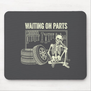 Mousepad Aguardando Peças Esqueleto Carro Reparar Mecânico